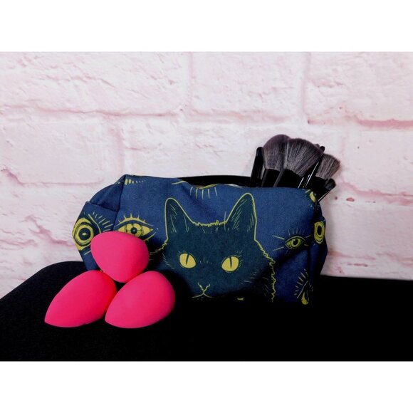 Blue Cat Gothic Makeup Bag Aesthetic Organizer Brand New - Picture 1 of 7